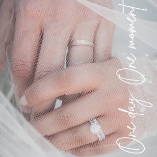 Un beau feed Instagram ne suffit pas à faire un bon photographe de mariage 📸
Ce qui compte vraiment, c’est sa capacité à raconter votre journée, à capturer les émotions, les détails et tous ces instants que vous ne verrez peut-être même pas sur le moment.
Avant de réserver, demandez toujours à voir des galeries complètes. C’est le meilleur moyen de savoir si son travail vous fera revivre votre journée avec toute son intensité..
.Photographe basée entre Annecy et Genève, je me déplace partout où il y a une belle histoire à raconter : mariage, grossesse, naissance, famille, couple.
 💌 Écrivez-moi, je vous réponds toujours avec le cœur
💍 Et si vous préparez votre mariage… l’agenda 2027-2028 est ouvert !#photographeannecy #genevaphotographer